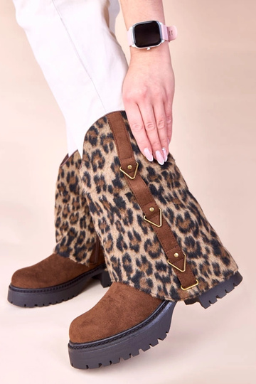 Brązowe botki z panterkową... 2