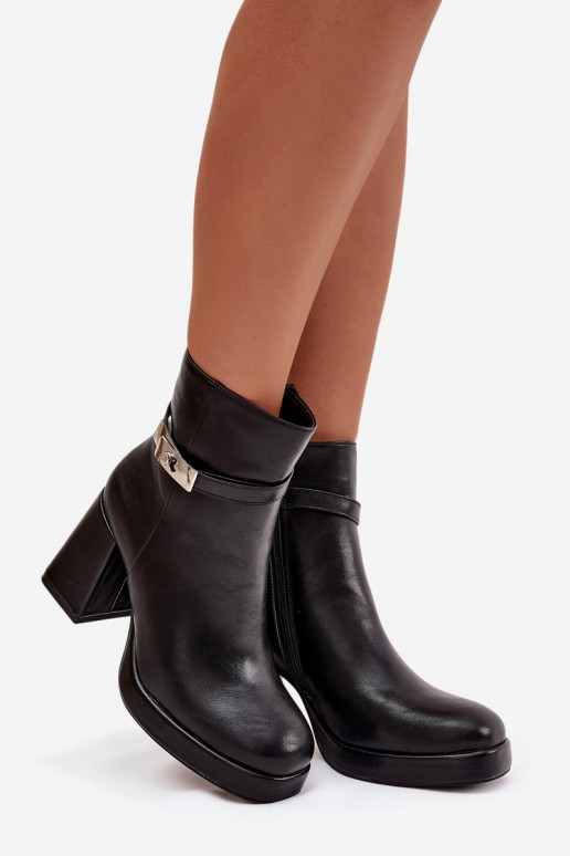 Insulated Women's Ankle Boots with Decorative Strap Black Giordina