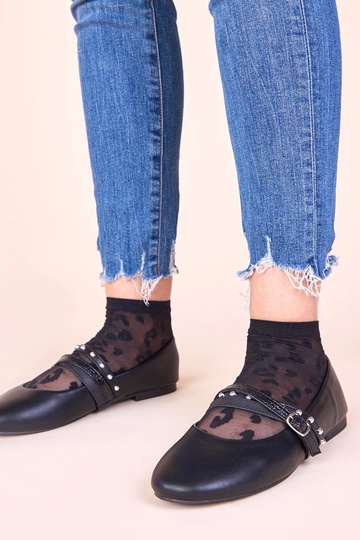 Czarne baleriny z ozdobnymi...