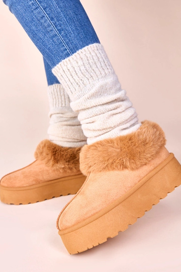 Brązowe śniegowce z...