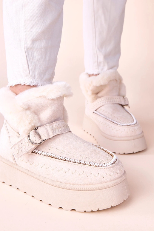 Beżowe śniegowce z ozdobnym haftem Ciana