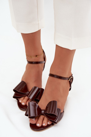 Patent leather high heel sandals with bow chocolate Noliva 2