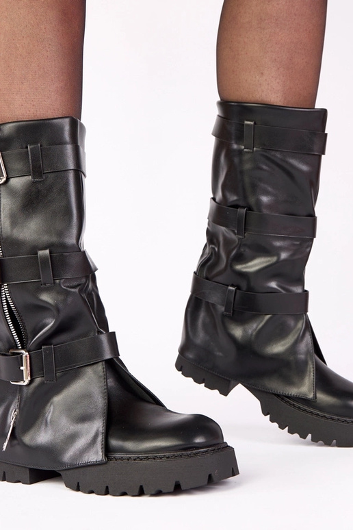 Czarne kozaki na platformie z...