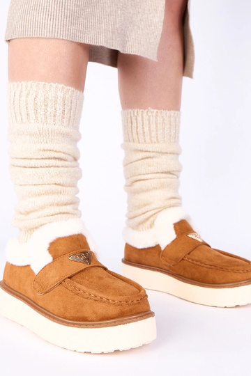 Brązowe mokasyny ocieplane...