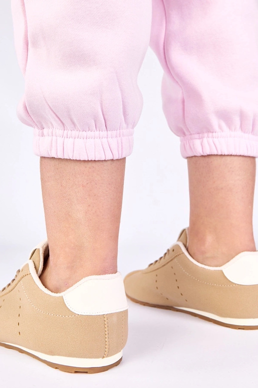 Beżowe sneakersy z białym akcentem Birna