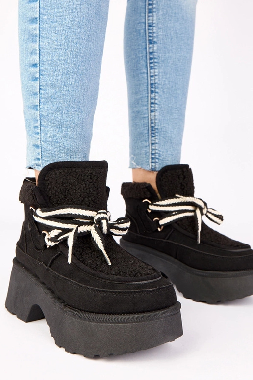 Czarne śniegowce z futerkiem na...