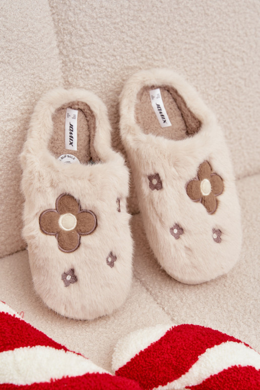 Furry slippers with flowers beige Selinne