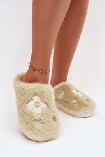 Furry slippers with flowers pistachio Selinne 2
