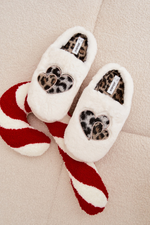 Furry slippers with hearts white Amandra