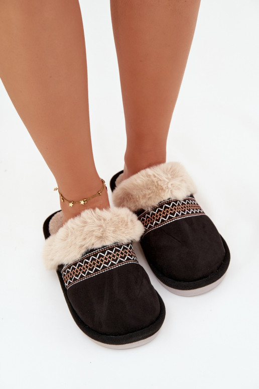 Women's slippers with fur and embroidery Black Devianne