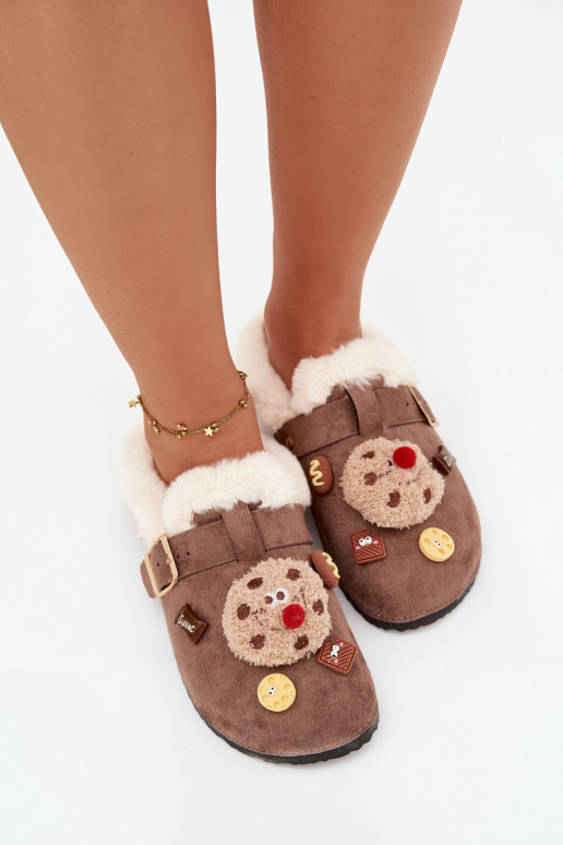 Women's slippers with decorations and buckle lined with fur brown Thalora