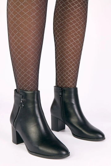 Czarne klasyczne botki na...