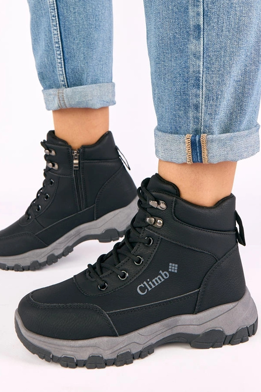 Czarne trapery na platformie Louie