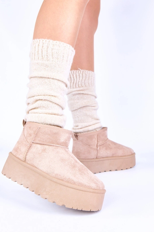 Beżowe śniegowce na platformie...