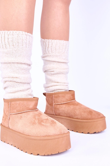 Brązowe śniegowce na...