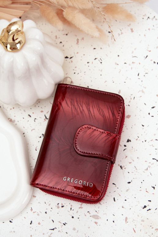 Lacquered Women's Wallet with Small Red Details Luretta