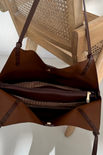 Skopper Bag Made of Eco Suede Chocolate Sorvelle 2