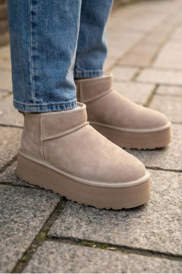 Women's snow boots made of natural suede beige Mairene 2