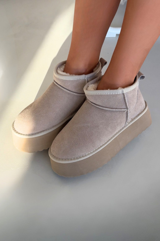 Women's snow boots made of natural suede beige Mairene