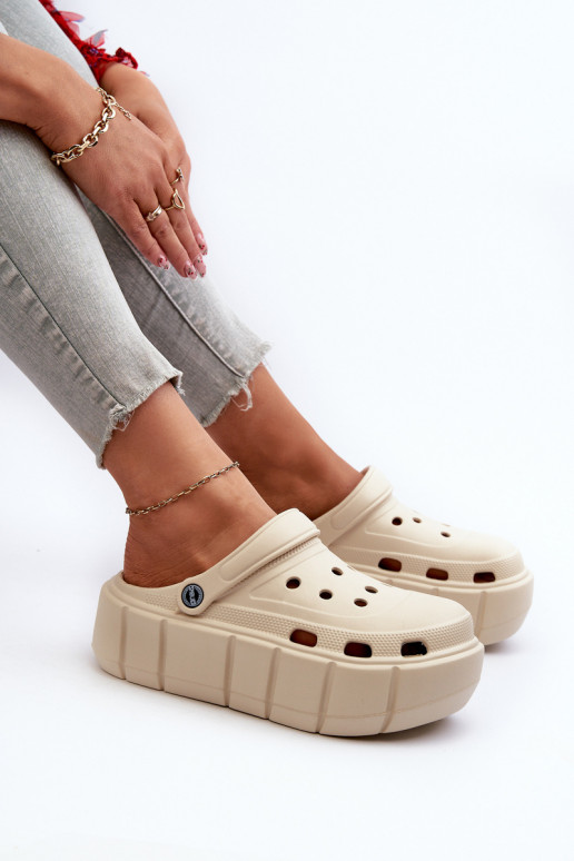 Women's Foam Platform Sandals in Beige Itubia