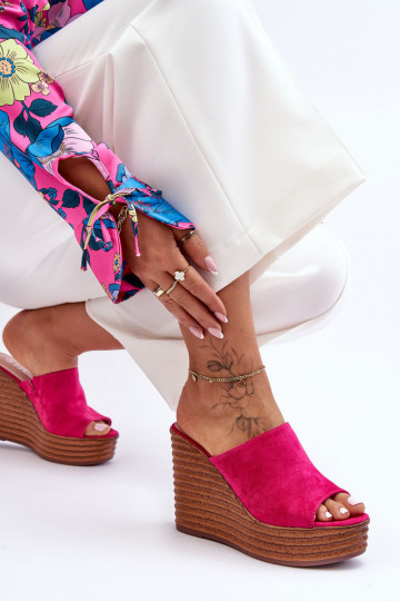 Light Flip Flops On Chunky Platform Fuchsia Good Vibe 2