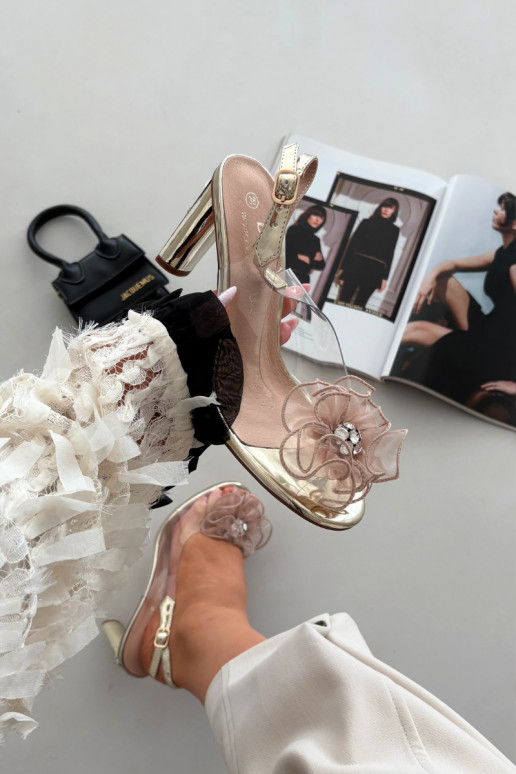 Block heel sandals with decoration and crystals D&A MR52-236 Gold