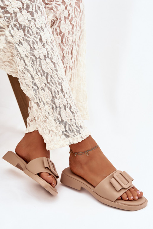 Women's flat sandals with buckle beige Melivra