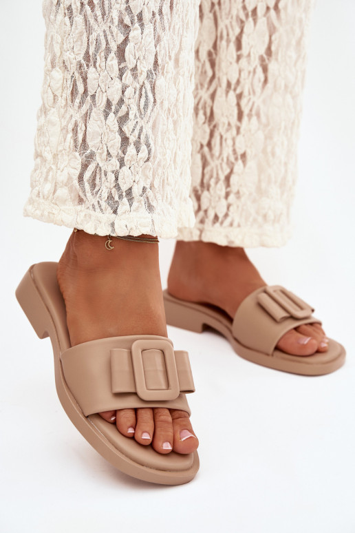 Women's flat sandals with buckle beige Melivra