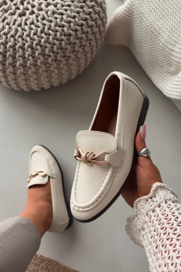 Loafersy DamskiewithOzdobnym Detalem Jasnobeżowe Rosynne