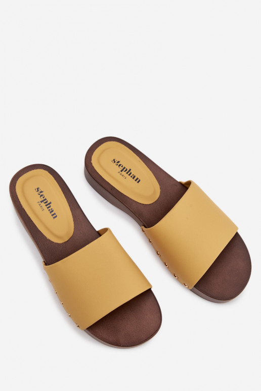 Women's slippers with rivets yellow Terissa