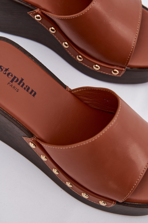 Women's Slip-ons with Platform with Golden Buckles Camel Arionne