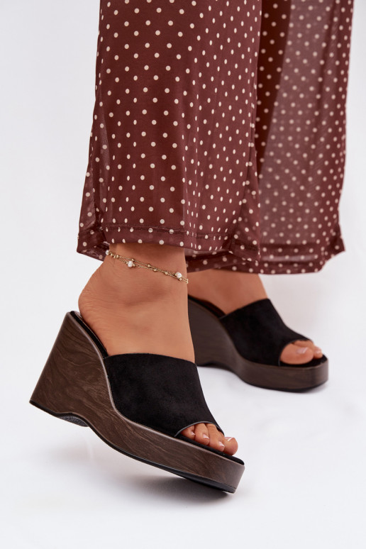 Klapki Damskie Na Koturnie Czarne Ravelia