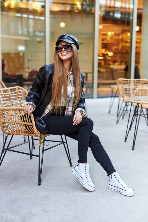 High Sneakers On A Platform Big Star II274014 White