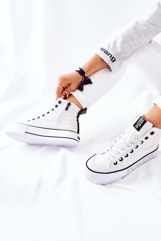 High Sneakers On A Platform Big Star II274014 White
