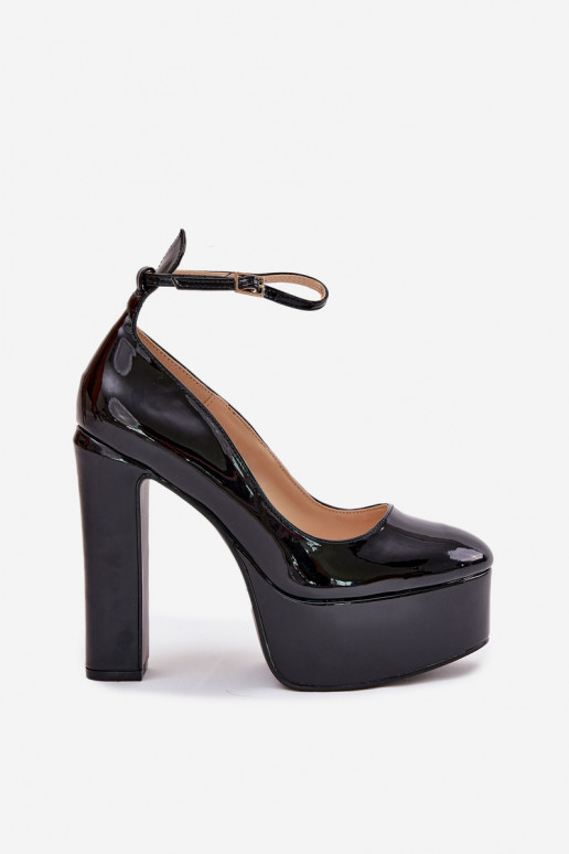 Lacquered High Heel And Platform Pumps Black Nianka