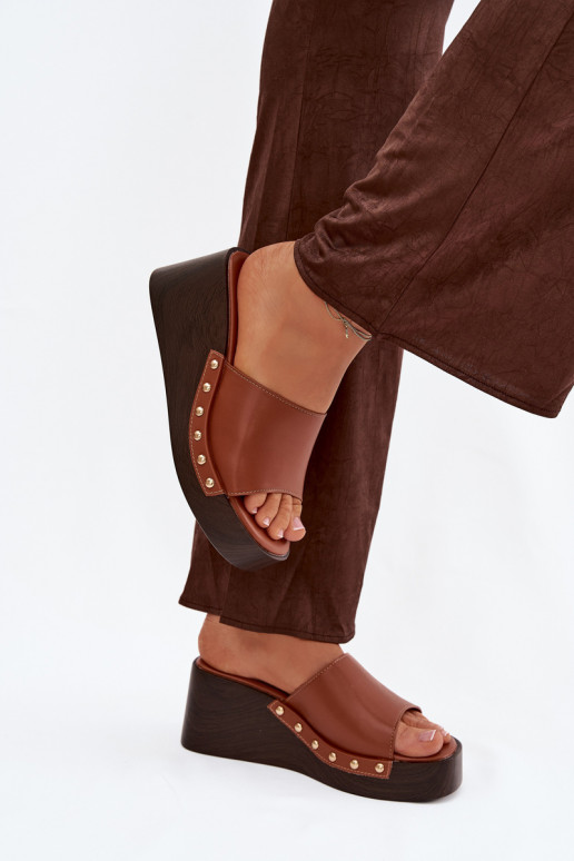 Women's Slip-ons with Platform with Golden Buckles Camel Arionne