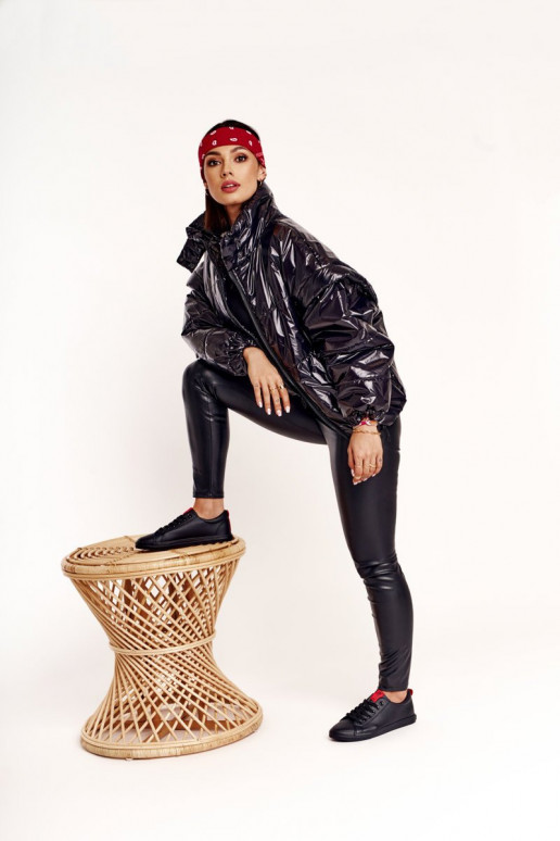 Damskie Skórzane TenisówkiwithTasiemką BIG STAR DD274687 Czarne