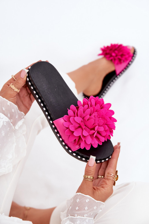 Ladies slippers adorned with flowers fuchsia Cellanen