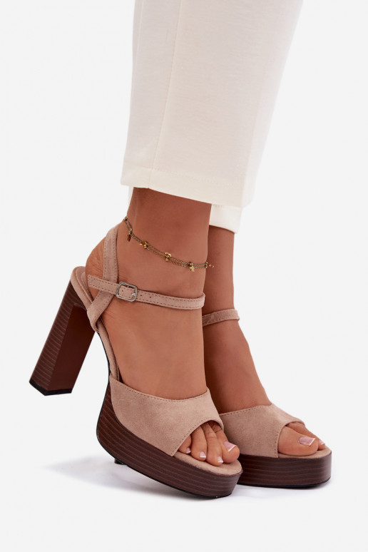 Women's Block Heel and Platform Sandals in Eco Suede Beige Gralisse