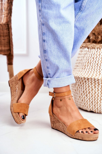 Women's Sandals On Wedge Camel MarryMe