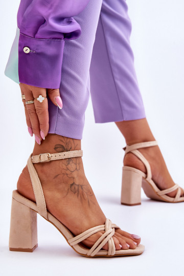 Classic Suede Heel Sandals Beige Bernett 2
