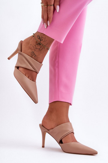 Leather Sandals on Heels Dark Beige Aveline 2