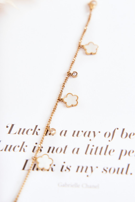 Bracelet on a chain with flowers gold-white