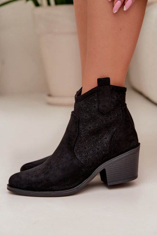 Women's Perforated Ankle Boots With Heel S.Barski HY61-8013 Black