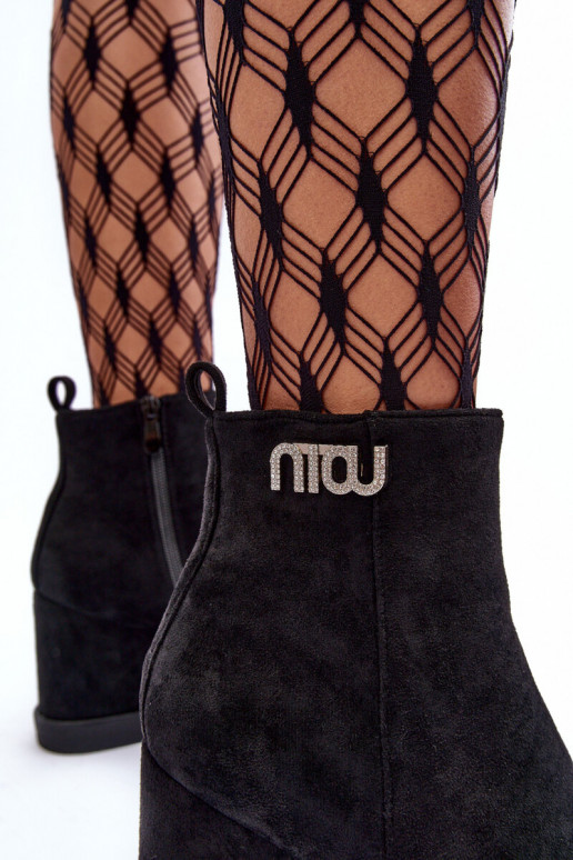 Leather Lined Heeled Boots With Ornamentation Black Vere