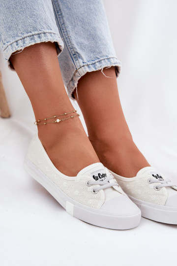 Tenisówki Trampki DamskiewithHaftem Lee Cooper LCW-25-31-3447L Białe