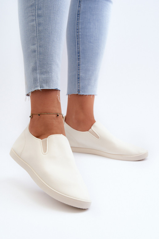    Slip-On  Lovinia