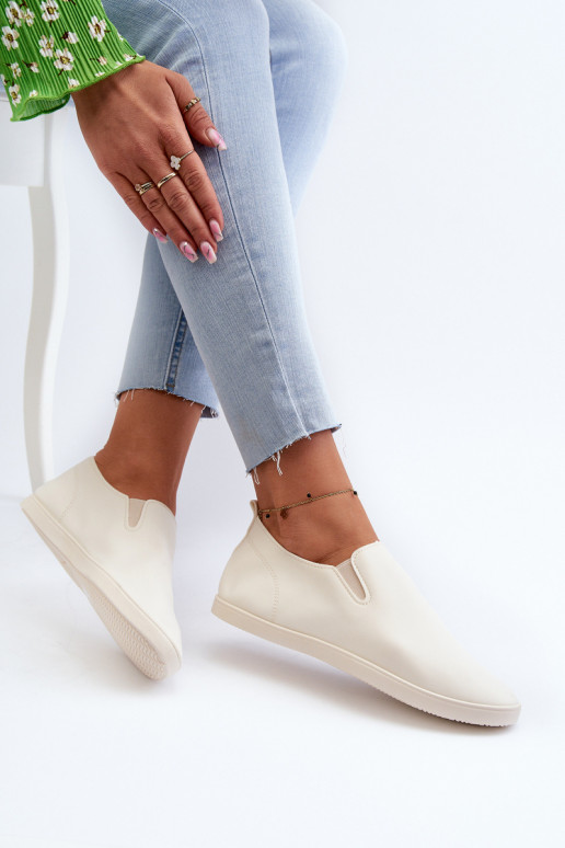    Slip-On  Lovinia
