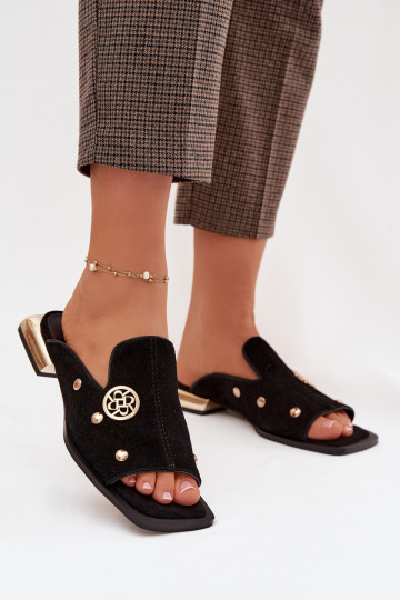 Zamszowe Klapki Ze Złotymi Ozdobami D&A CR61-3061 Czarne 2
