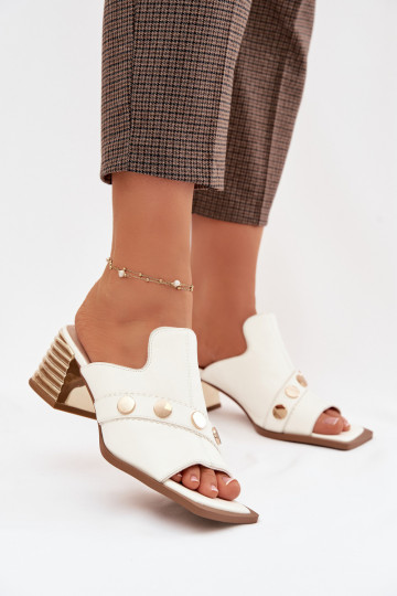 Leather High Heeled Sandals With Decorative Strap D&A CR61-3063 White 2